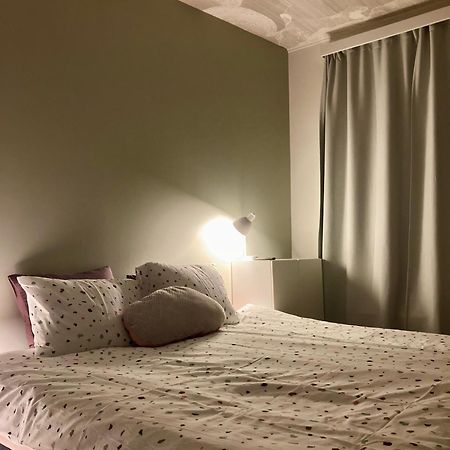 Bed and Breakfast Bed And Bert Lovaň Exteriér fotografie